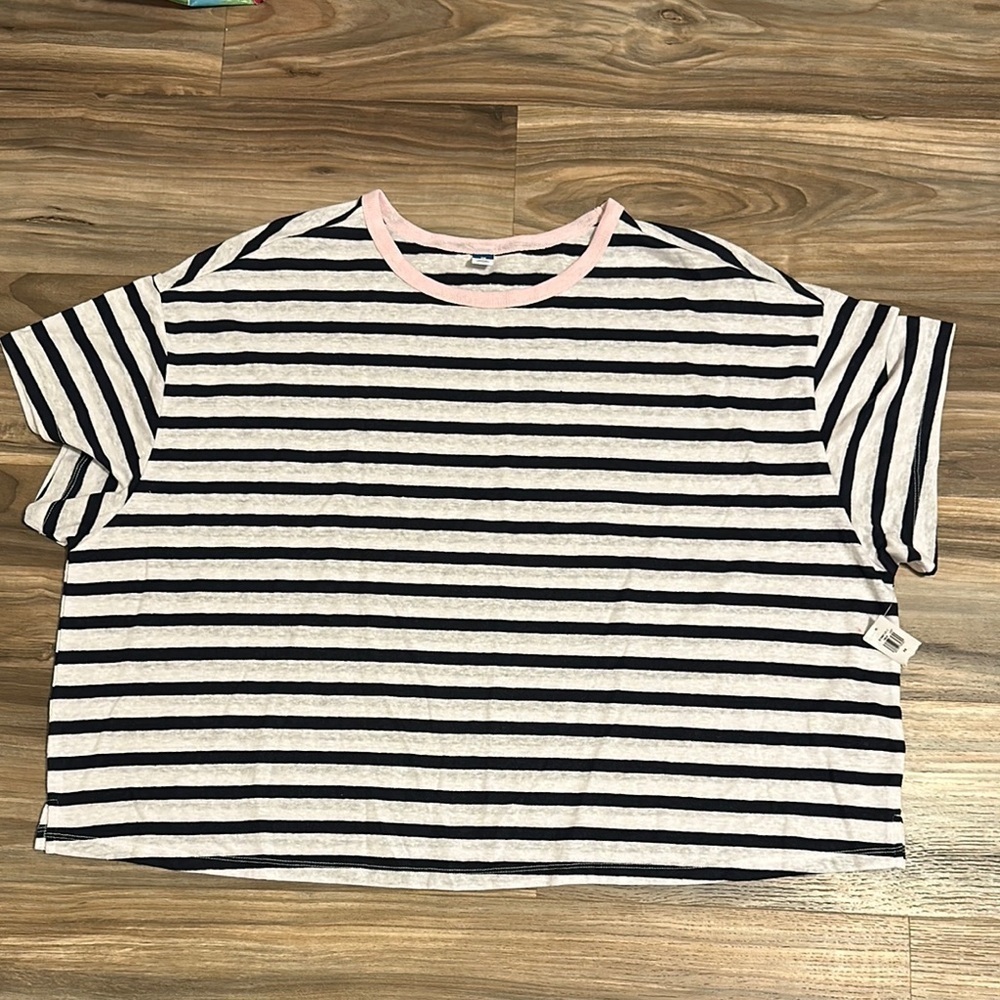Old Navy Crop Tee Women’s 3X Navy Striped Short Sleeve Slub Knit Boxy Tee NWT
